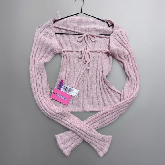 Edikted Sweaters - Edikted NWT! Emmy open back knit top